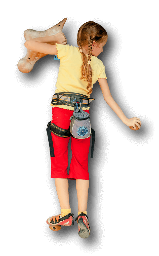 yukarı tırmanan kız çocuğu